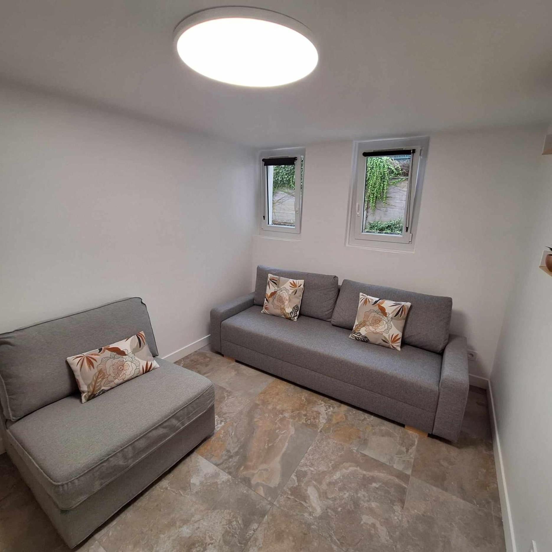 Calme Proche Centre-ville Apartment Cholet